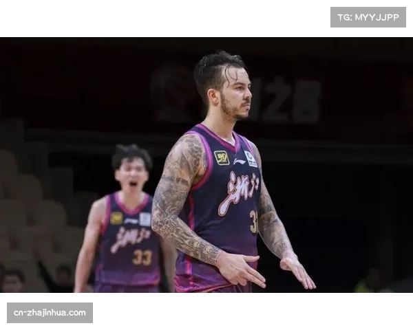 浙江签安德鲁斯补充后场深度 应对约克离队后的阵容轮换